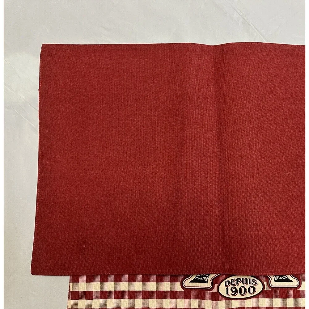 NWT Disney Parks Eiffel Tower Placemats Set of 2 Bistro De Paris Printed Fabric